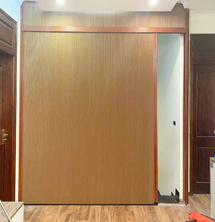 Rèm tổ ong xếp lớp bánh xe đồng Hòa Phát thiết kế hiện đại, vận hành linh hoạt, các lớp rèm xếp gọn
